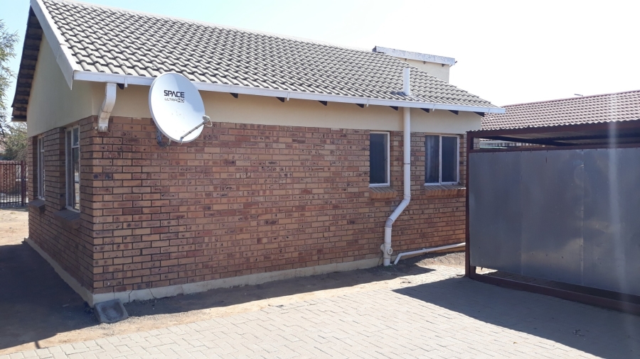 2 Bedroom Property for Sale in Vista Park Free State